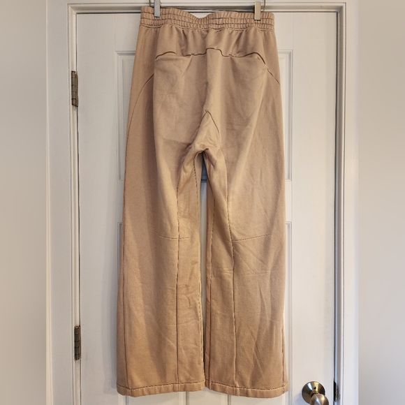 NWOT FP movement switch up pants sz med - Picture 5 of 15